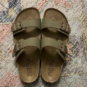 Mad Love Keava Sandals